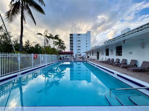 3660 NE 166th St 415, North Miami Beach FL - photo 24 of 32
