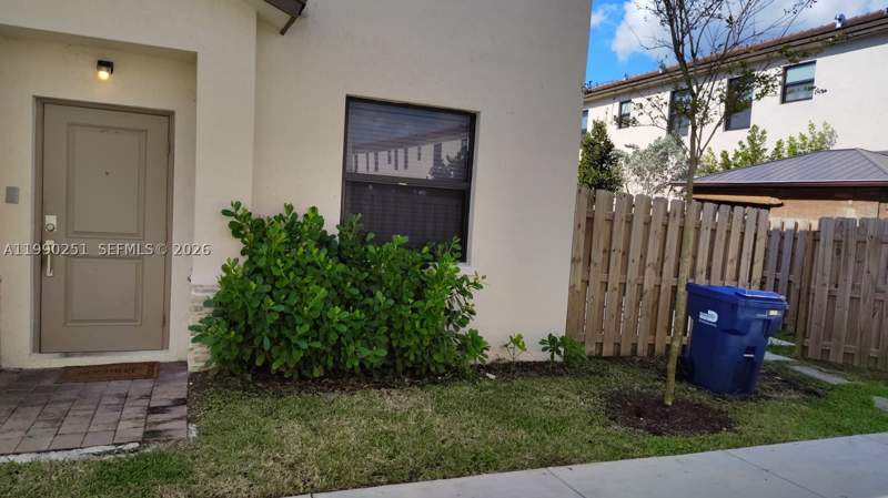 5 bedroom Townhouse at 23074 SW 128th Pl, Siena Reserve, Goulds — photo 2