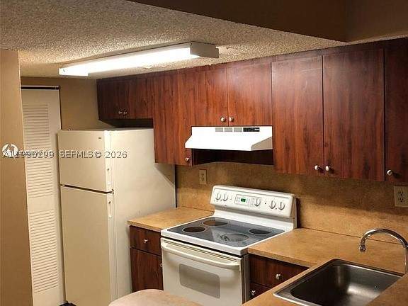2 bedroom Condominium at 7235 NW 179th St 103, Villa Bellini Condo, Hialeah — photo 4