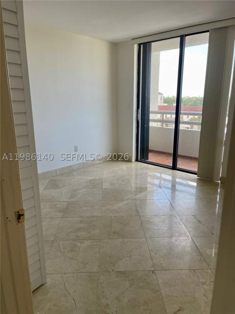 441 Valencia Ave 803, Coral Gables FL - photo 12 of 28