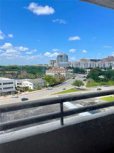 441 Valencia Ave 803, Coral Gables FL - photo 20 of 28
