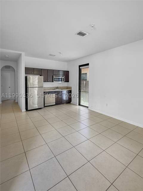 709 SE 35th Ave, Homestead FL - photo 11 of 15