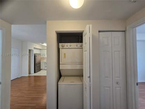 11040 SW 196th St 203, Cutler Bay FL - photo 11 of 28