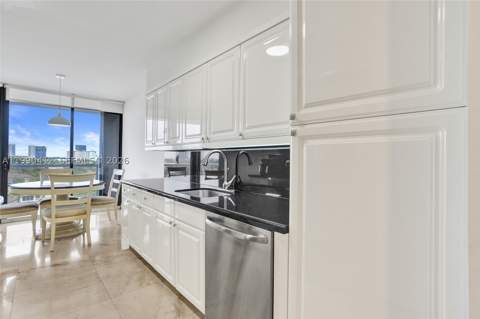 3598 Yacht Club Dr 702, Aventura FL - photo 16 of 51