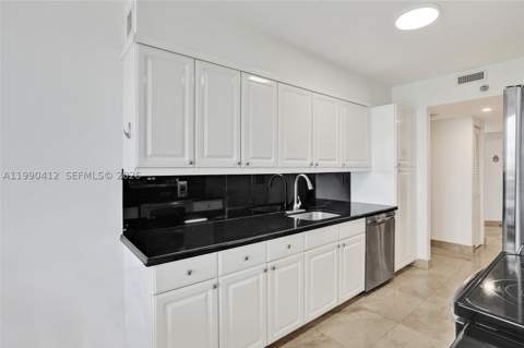3598 Yacht Club Dr 702, Aventura FL - photo 18 of 51