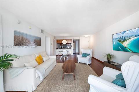 1200 Brickell Bay Dr 2824, Miami FL - photo 15 of 38