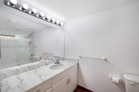 1200 Brickell Bay Dr 2824, Miami FL - photo 19 of 38
