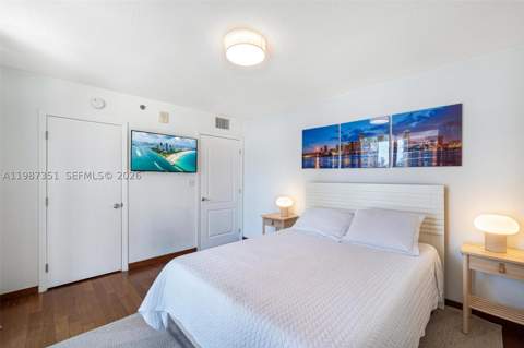 1200 Brickell Bay Dr 2824, Miami FL - photo 22 of 38