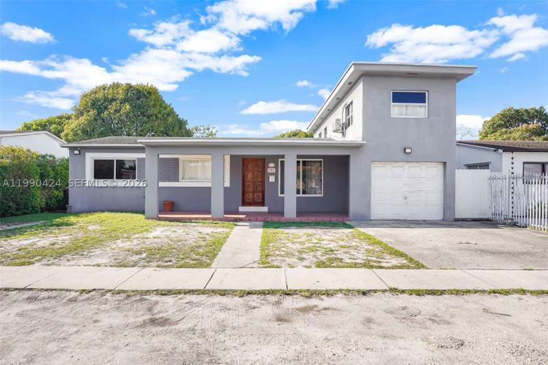 6 bedroom SingleFamilyResidence at 760 E 55th St, Saratoga Heights Re-Sub, Hialeah — photo 2