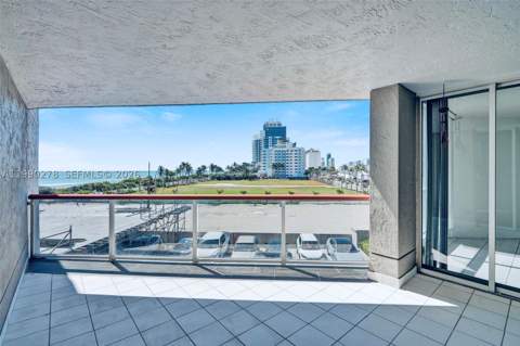 6767 Collins Ave 304, Miami Beach FL - photo 14 of 41
