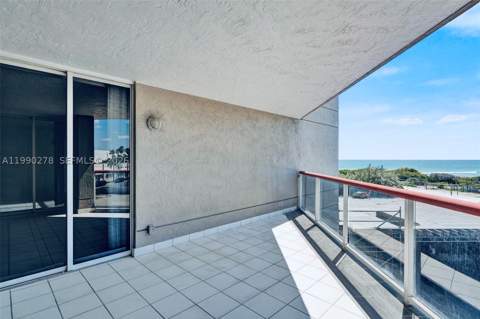6767 Collins Ave 304, Miami Beach FL - photo 15 of 41