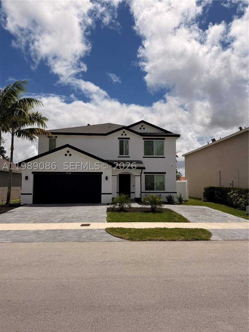 6 bedroom SingleFamilyResidence at 1236 NW 208th St, Majorca Estates, Miami Gardens — photo 2