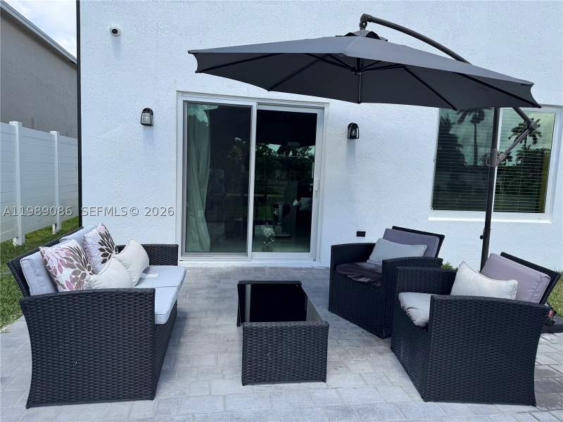 6 bedroom SingleFamilyResidence at 1236 NW 208th St, Majorca Estates, Miami Gardens — photo 5
