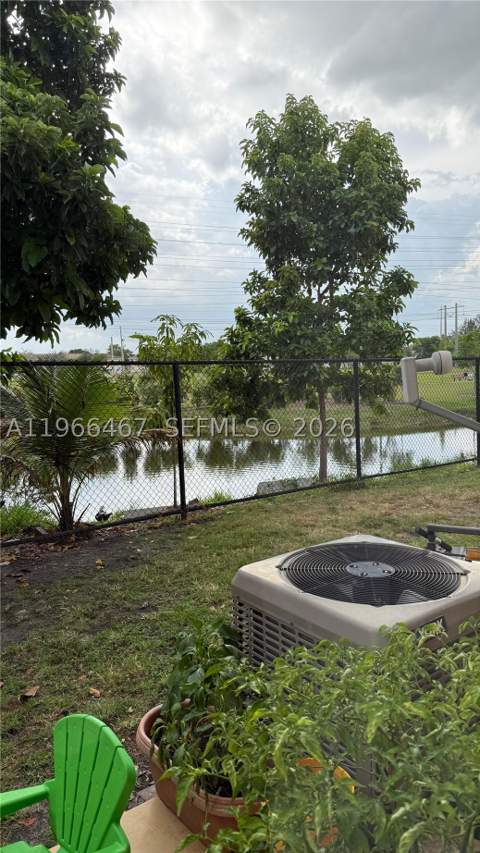 17720 NW 73rd Ave 105, Hialeah FL - photo 19 of 31
