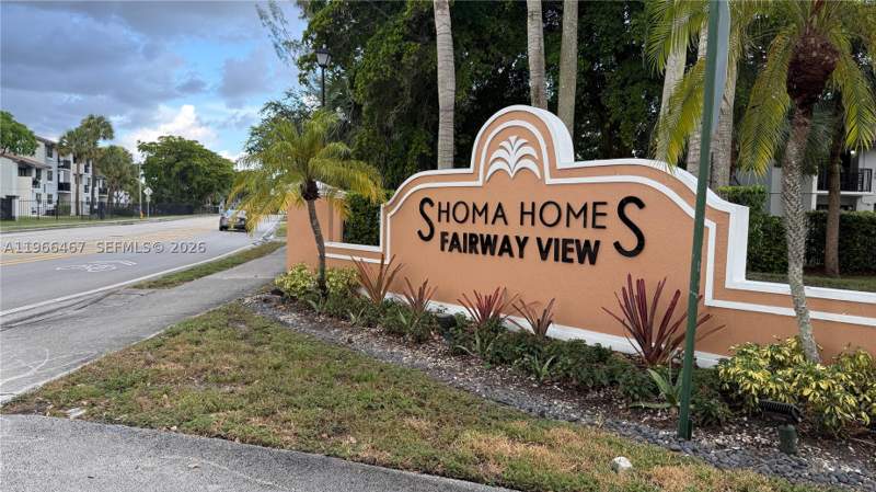 2 bedroom Condominium at 17720 NW 73rd Ave 105, Shoma Homes At Country Cl, Hialeah — photo 2