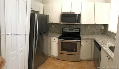 17720 NW 73rd Ave 105, Hialeah FL - photo 8 of 31