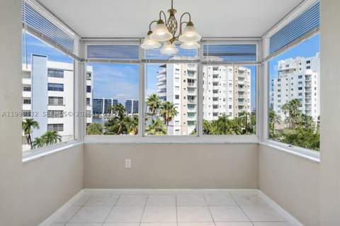 250 180th Dr 456, Sunny Isles Beach FL - photo 7 of 18