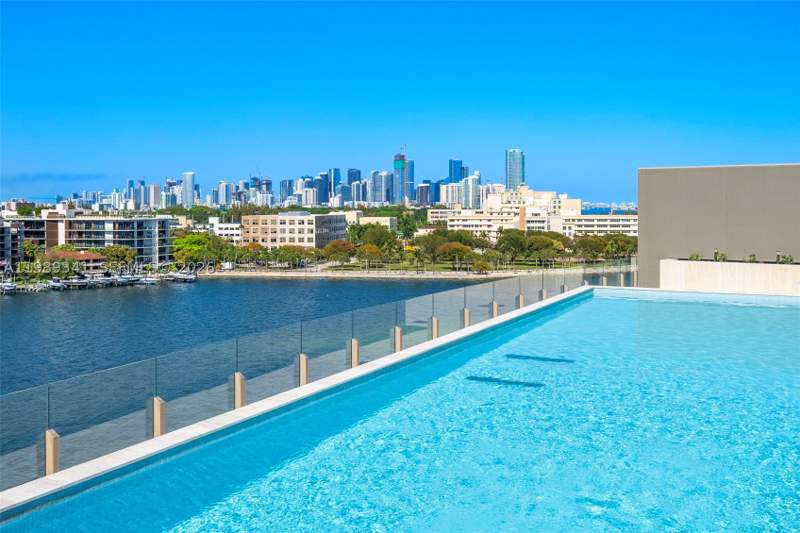 4 bedroom Condominium at 5 Grove Isle Dr Phs01, Vita at Grove Isle, Coconut Grove — photo 2