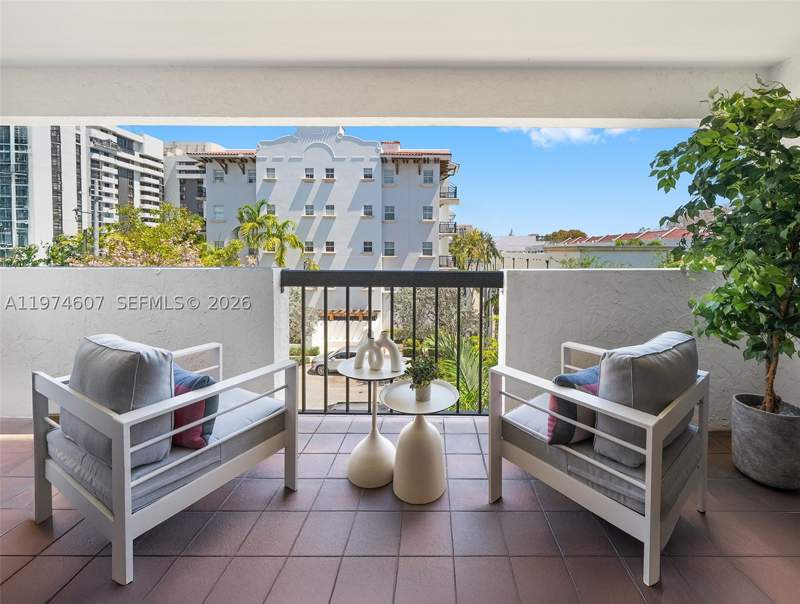 3 bedroom Townhouse at 2600 Cardena St Ph4, Biltmore Court Villas Con, Coral Gables — photo 3