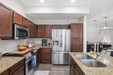 21482 NW 14th Court 21482, Miami Gardens FL - photo 16 of 43
