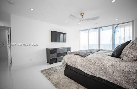 5600 Collins Ave 14K, Miami Beach FL - photo 16 of 45