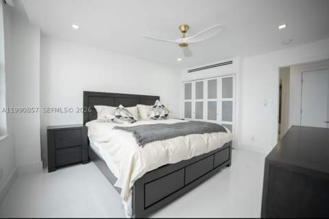 5600 Collins Ave 14K, Miami Beach FL - photo 21 of 45