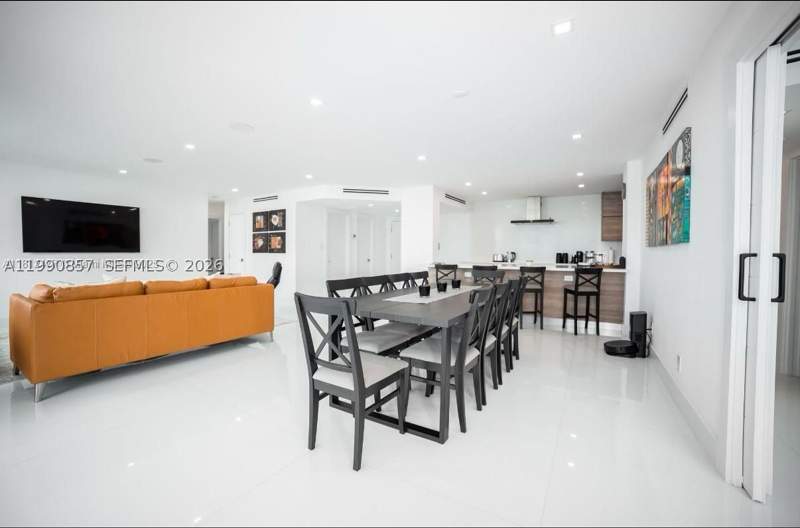 3 bedroom Condominium at 5600 Collins Ave 14K, 5600 Condo, Miami Beach — photo 3