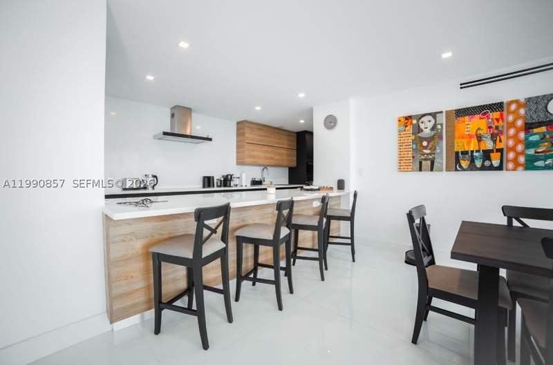 3 bedroom Condominium at 5600 Collins Ave 14K, 5600 Condo, Miami Beach — photo 4