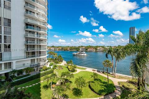 19707 E Turnberry Way 5E, Aventura FL - photo 18 of 30