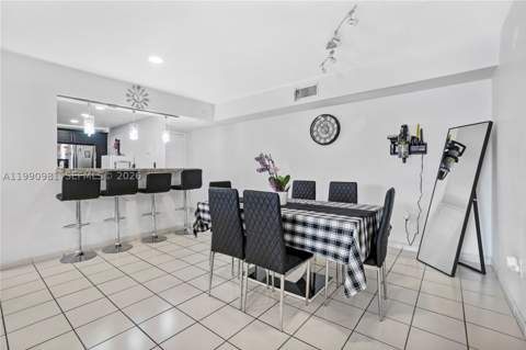 9403 SW 76th St Y17, Miami FL - photo 11 of 30