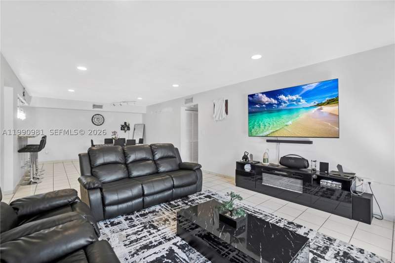 2 bedroom Condominium at 9403 SW 76th St Y17, Sunset Palms East Condo, Miami — photo 5