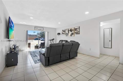 9403 SW 76th St Y17, Miami FL - photo 8 of 30