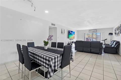 9403 SW 76th St Y17, Miami FL - photo 9 of 30