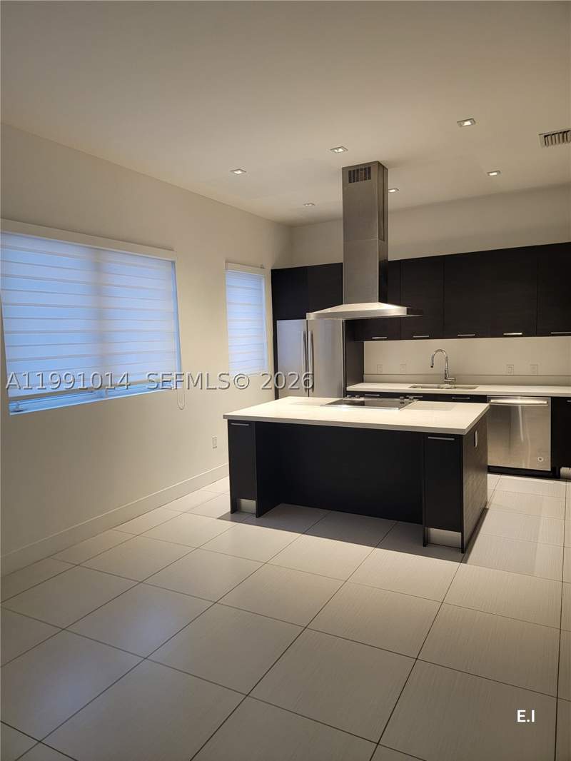 4 bedroom Townhouse at 9133 NW 33rd St, Contempo Townhomes, Doral — photo 5