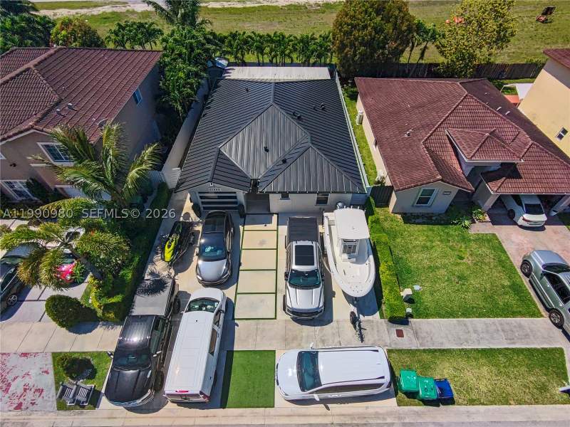 3 bedroom SingleFamilyResidence at 27964 SW 136th Pl, Abel Homes At Cambridge E, Homestead — photo 5