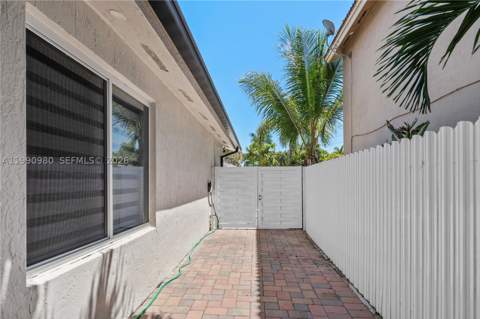 27964 SW 136th Pl, Homestead FL - photo 9 of 44