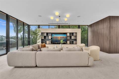 535 N Shore Dr, Miami Beach FL - photo 14 of 52