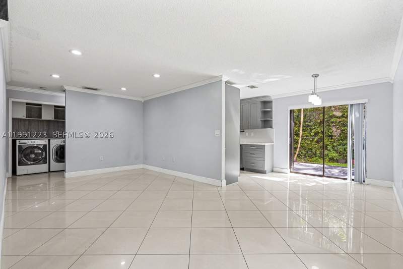 3 bedroom Condominium at 6854 NW 173rd Dr 210, Laguna Tropical Condo, Hialeah — photo 5
