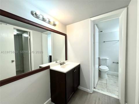 484 NW 165th St Rd A-411, Miami FL - photo 14 of 18