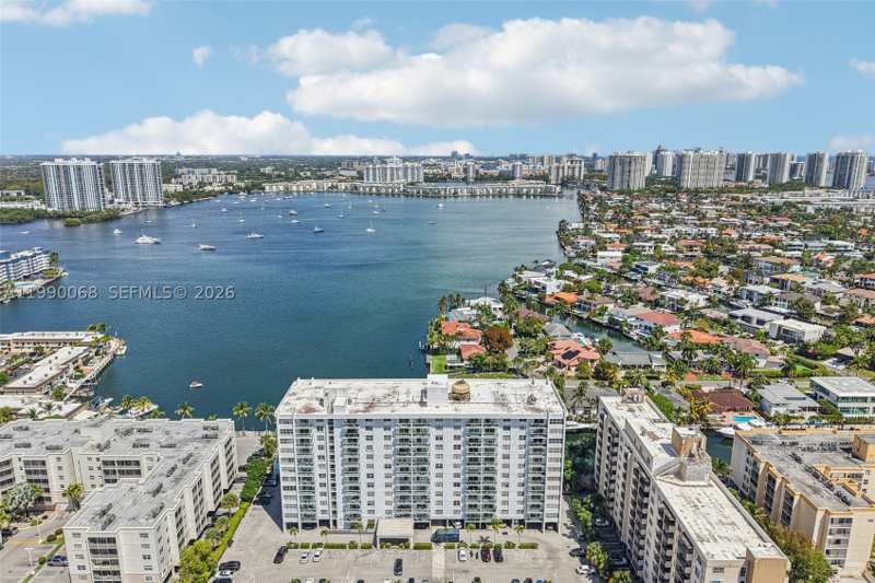 1 bedroom Condominium at 2841 NE 163rd St 605, Stratford House Condo, North Miami Beach — photo 1