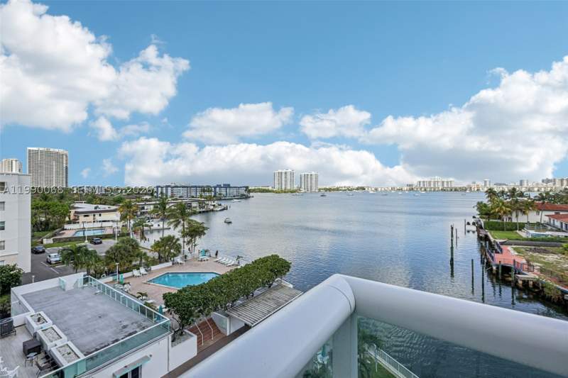 1 bedroom Condominium at 2841 NE 163rd St 605, Stratford House Condo, North Miami Beach — photo 5