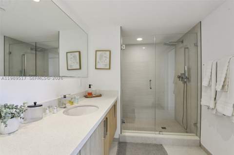 1100 100th St 703, Bay Harbor Islands FL - photo 23 of 37