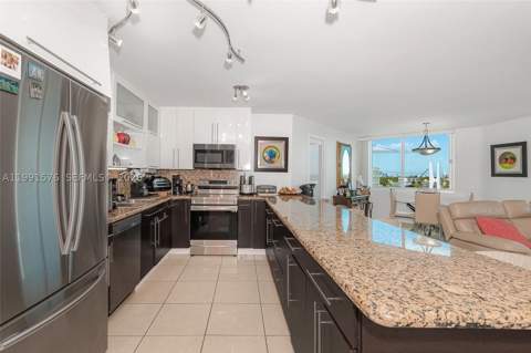 7135 Collins Ave 625, Miami Beach FL - photo 20 of 32
