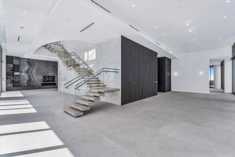 6 bedroom Condominium at 17901 Collins Ave Ph-01, North Biscayne Beach Amen, Sunny Isles Beach — photo 5