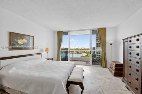 21150 Point Pl 1505, Aventura FL - photo 16 of 41