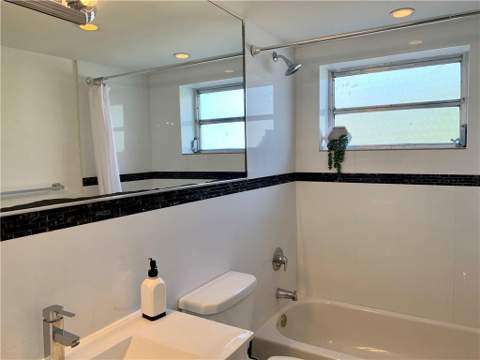 1480 Euclid Avenue 103, Miami Beach FL - photo 12 of 24