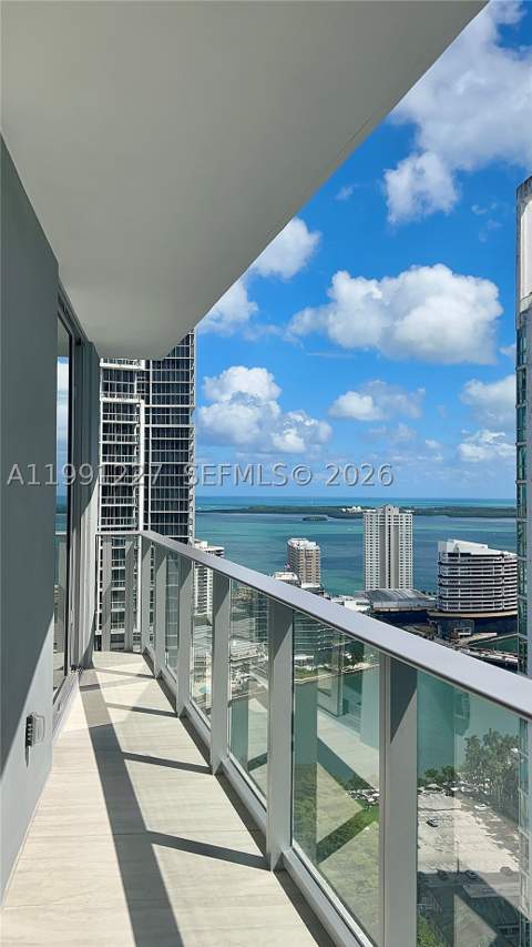 77 SE 5th St. 3614, Miami FL - photo 16 of 44