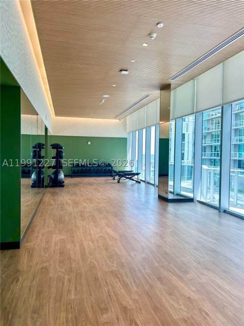 77 SE 5th St. 3614, Miami FL - photo 22 of 44