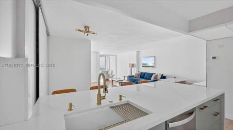 6450 Collins Ave 903, Miami Beach FL - photo 19 of 58