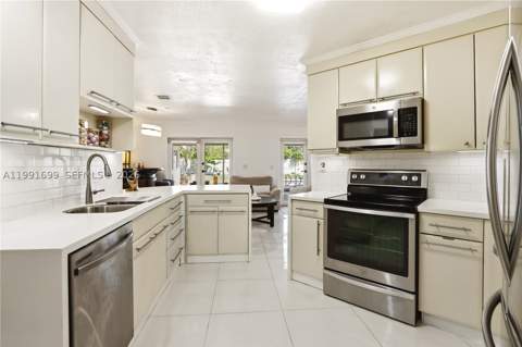9955 SW 74th St, Miami FL - photo 8 of 27